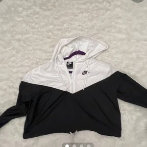 nike windbreaker